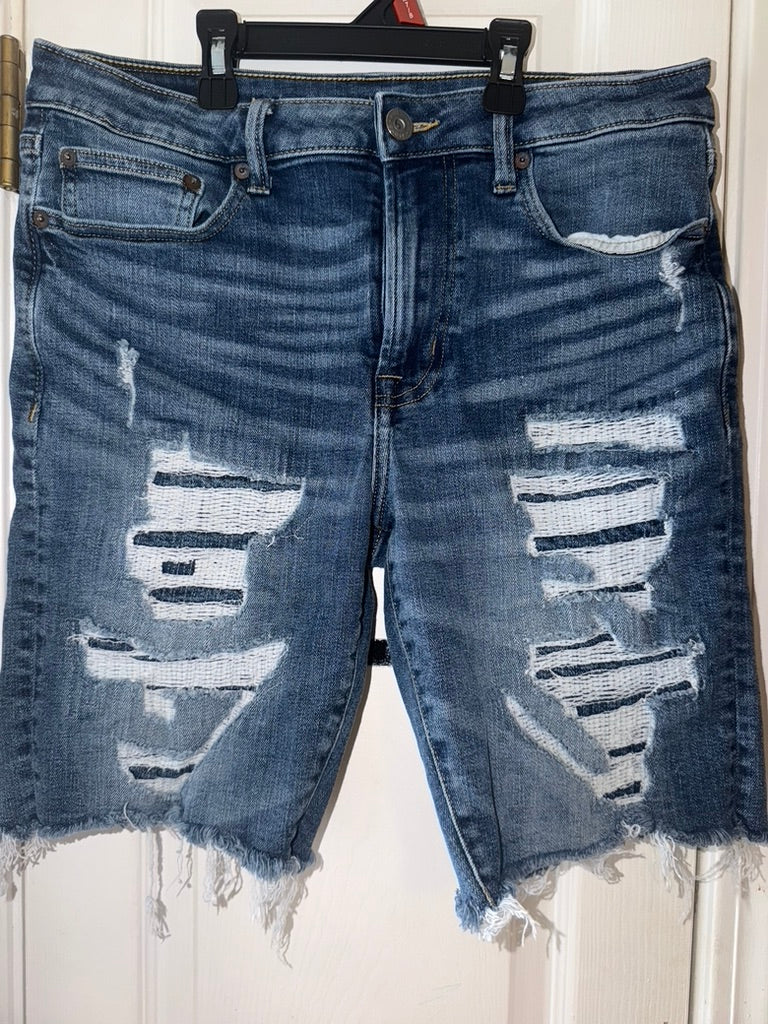 American Eagle Outfitters Distressed Denim Cutoff Shorts | Men's 32