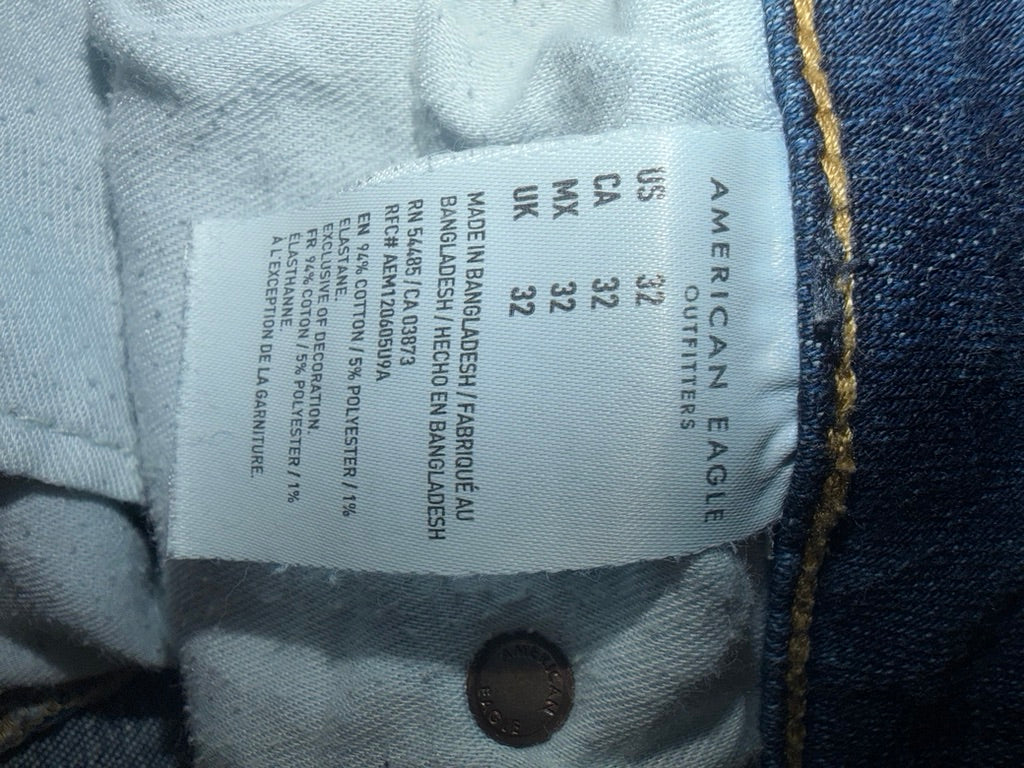 American Eagle Outfitters Distressed Denim Cutoff Shorts | Men's 32