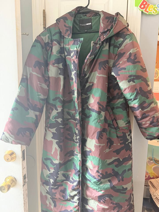 Fashion Nova Women's Camo Long Puffer Coat with Hood - Size Small