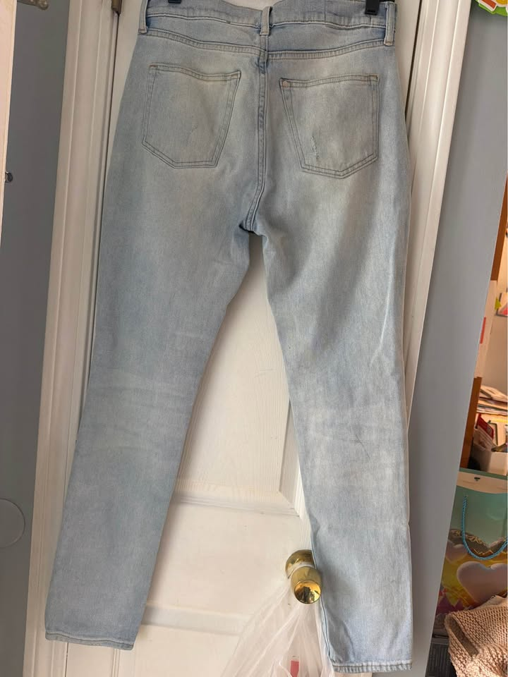 H&M Men's Light Wash Skinny Distressed Ripped Jeans - Size 30x32