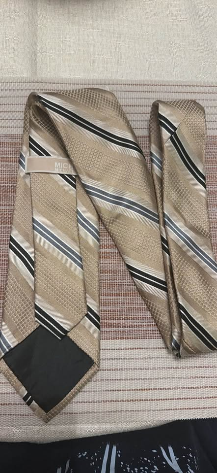 Michael Kors Men's Champagne Striped Silk Necktie - Black Gray Cream